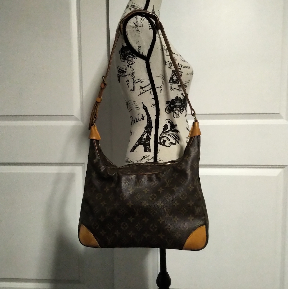 Authentic Louis Vuitton Boulogne 35 Purse
